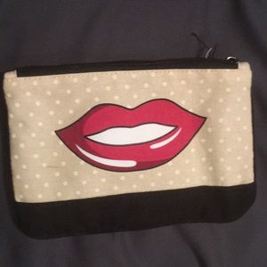Ipsy cosmetic bag Lips design
